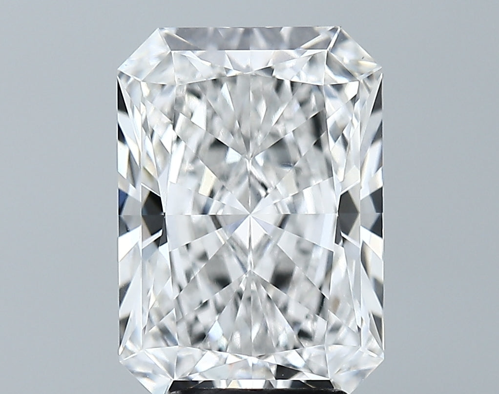 Lab-Grown 4.20 Carat Radiant Cut Diamond color E Clarity VS1 With GIA Certificate, precious stones, engagement diamonds