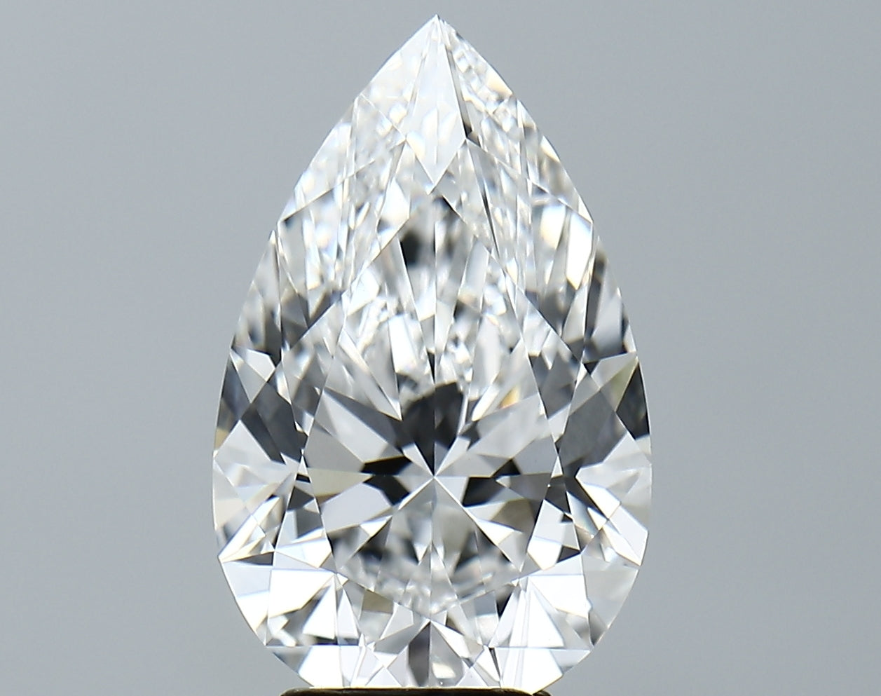 Lab-Grown 4.71 Carat Pear Shape Diamond color E Clarity VS1 With GIA Certificate, precious stones, engagement diamonds