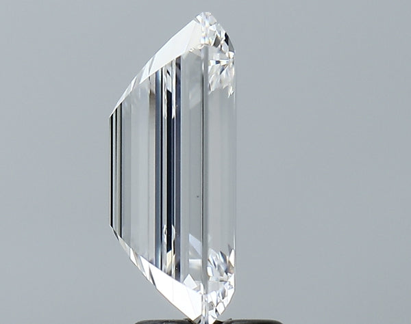 Lab-Grown 4.00 Carat Emerald Cut Diamond color D Clarity VS1, precious stones, engagement diamonds