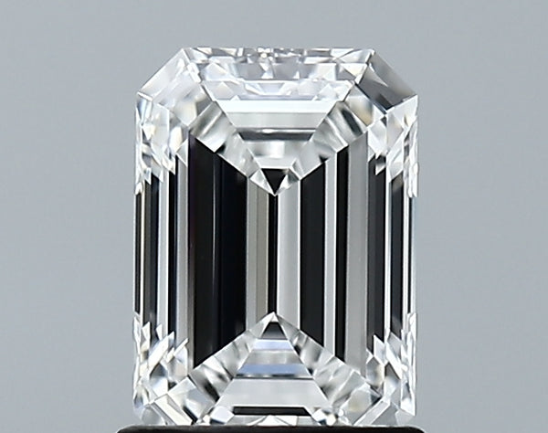 Lab-Grown 1.24 Carat Emerald Cut Diamond color E Clarity VVS2, precious stones, engagement diamonds