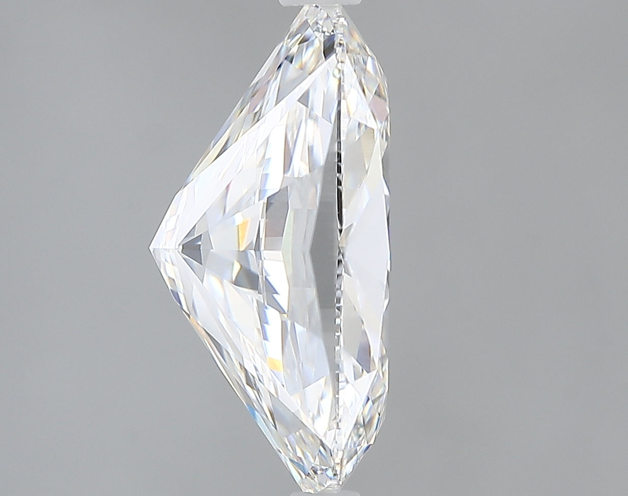 Lab-Grown 4.59 Carat Cushion Brilliant Diamond color E Clarity VVS2, precious stones, engagement diamonds