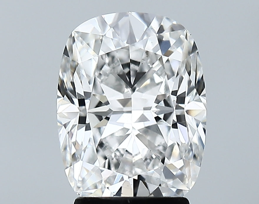 Lab-Grown 2.84 Carat Cushion Brilliant Diamond color E Clarity VS2 With GIA Certificate, precious stones, engagement diamonds