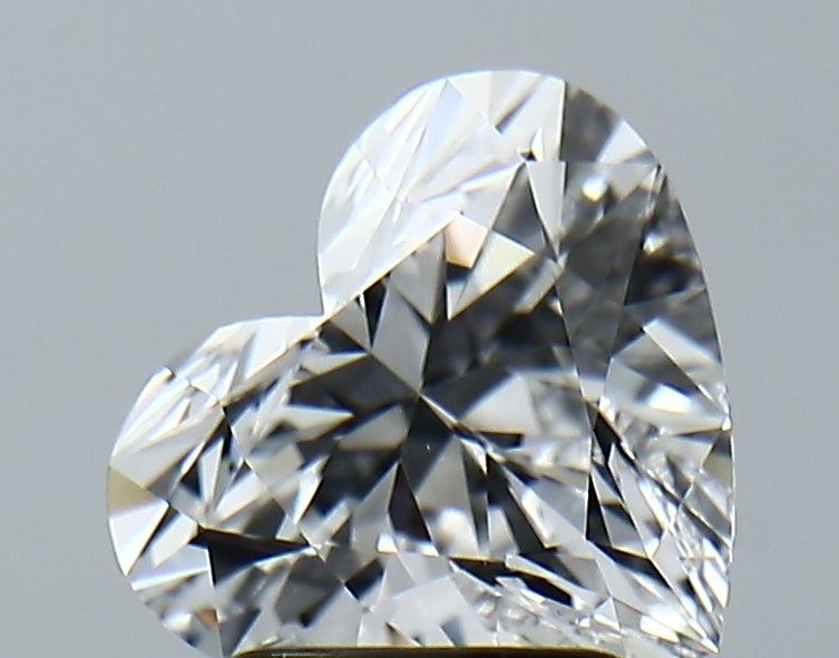 Lab-Grown 2.24 Carat Heart Shape Diamond color E Clarity VVS2 With GIA Certificate, precious stones, engagement diamonds