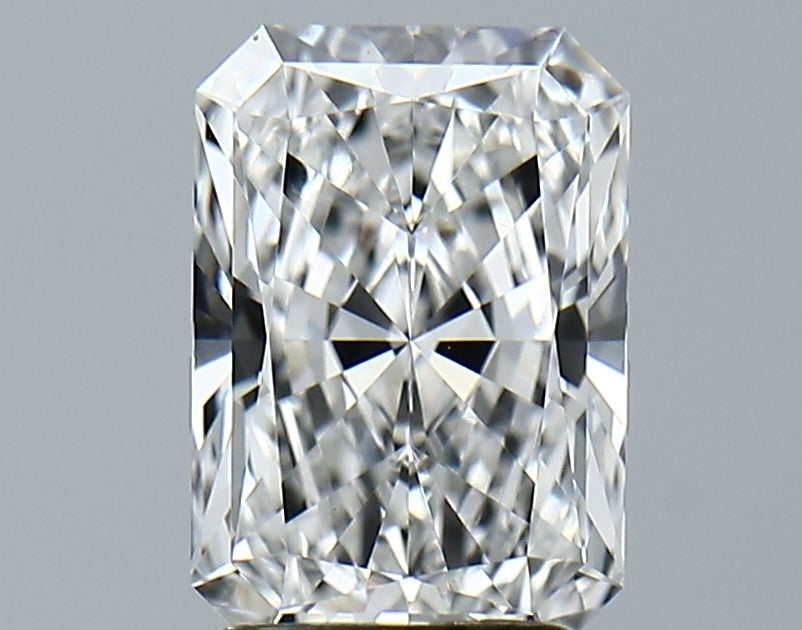 Lab-Grown 2.27 Carat Radiant Cut Diamond color E Clarity VVS2, precious stones, engagement diamonds