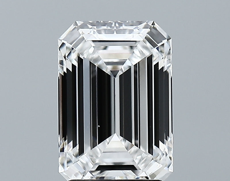 Lab-Grown 2.61 Carat Emerald Cut Diamond color E Clarity VVS2 With GIA Certificate, precious stones, engagement diamonds