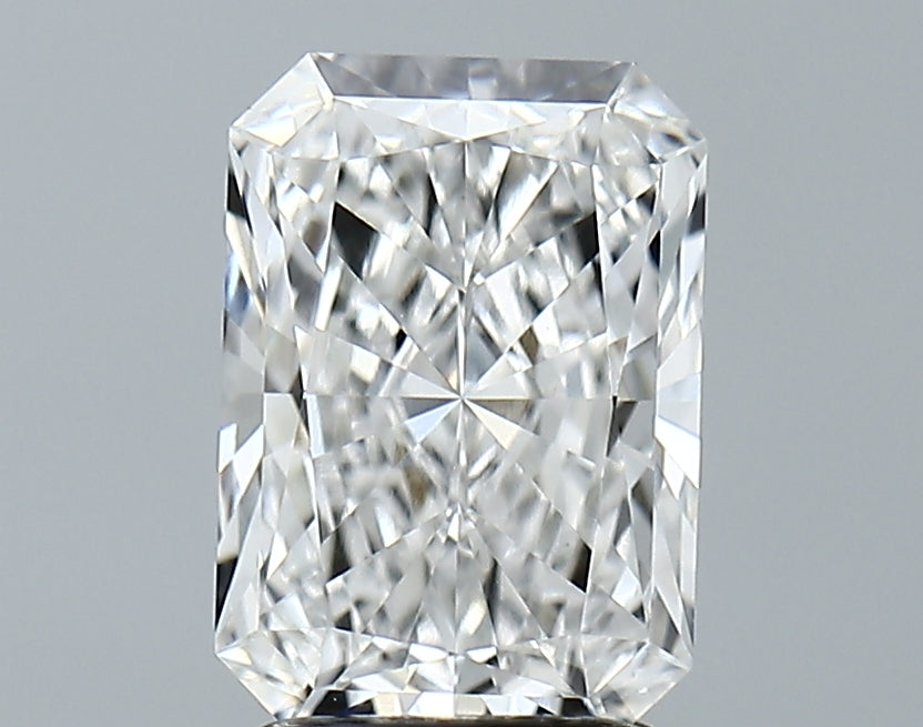 Lab-Grown 2.16 Carat Radiant Cut Diamond color E Clarity VVS2, precious stones, engagement diamonds
