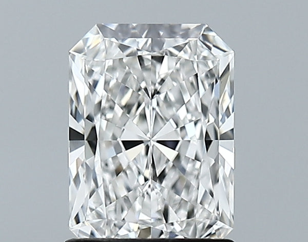 Lab-Grown 1.31 Carat Radiant Cut Diamond color E Clarity VVS2 With GIA Certificate, precious stones, engagement diamonds