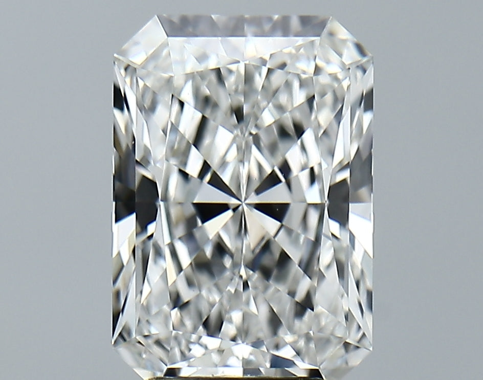 Lab-Grown 3.59 Carat Radiant Cut Diamond color E Clarity VVS2, precious stones, engagement diamonds