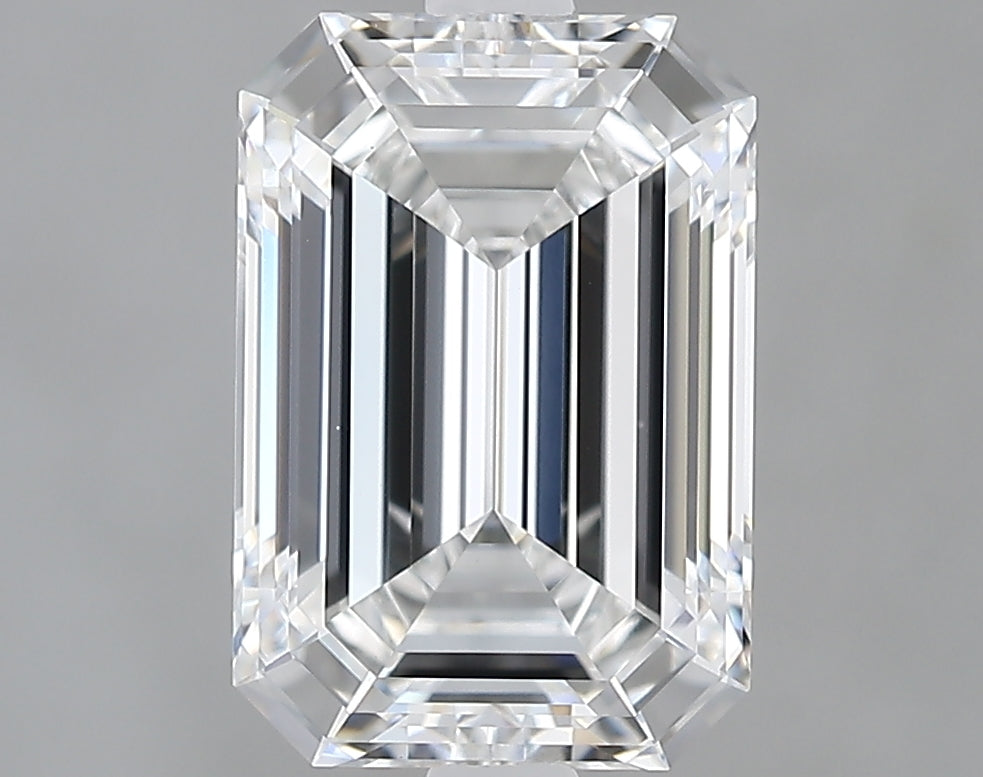 Lab-Grown 2.40 Carat Emerald Cut Diamond color E Clarity VVS2, precious stones, engagement diamonds