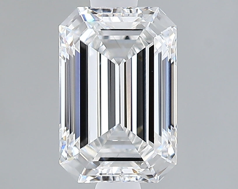 Lab-Grown 1.39 Carat Emerald Cut Diamond color E Clarity VVS2 With GIA Certificate, precious stones, engagement diamonds