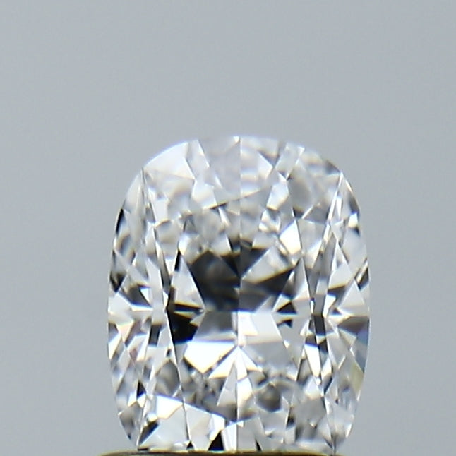 Lab-Grown 1.00 Carat Cushion Brilliant Diamond color D Clarity VVS2, precious stones, engagement diamonds