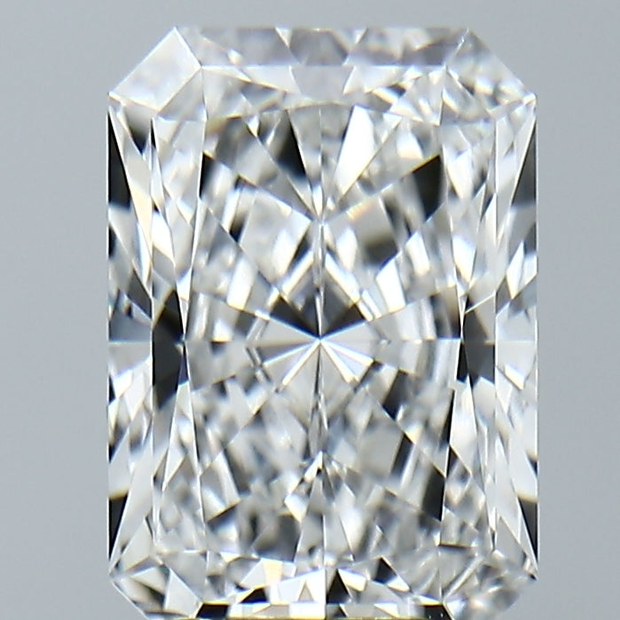 Lab-Grown 3.18 Carat Radiant Cut Diamond color E Clarity VVS1, precious stones, engagement diamonds