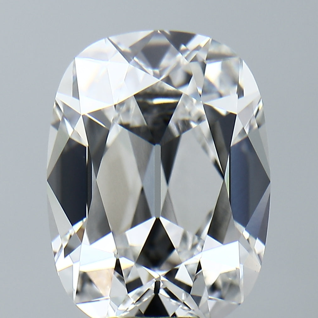 Lab-Grown 8.19 Carat Antique Cushion Cut Diamond color E Clarity VVS2, precious stones, engagement diamonds