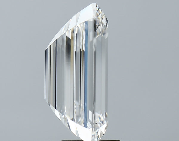 Lab-Grown 7.91 Carat Emerald Cut Diamond color F Clarity VS1 With GIA Certificate, precious stones, engagement diamonds