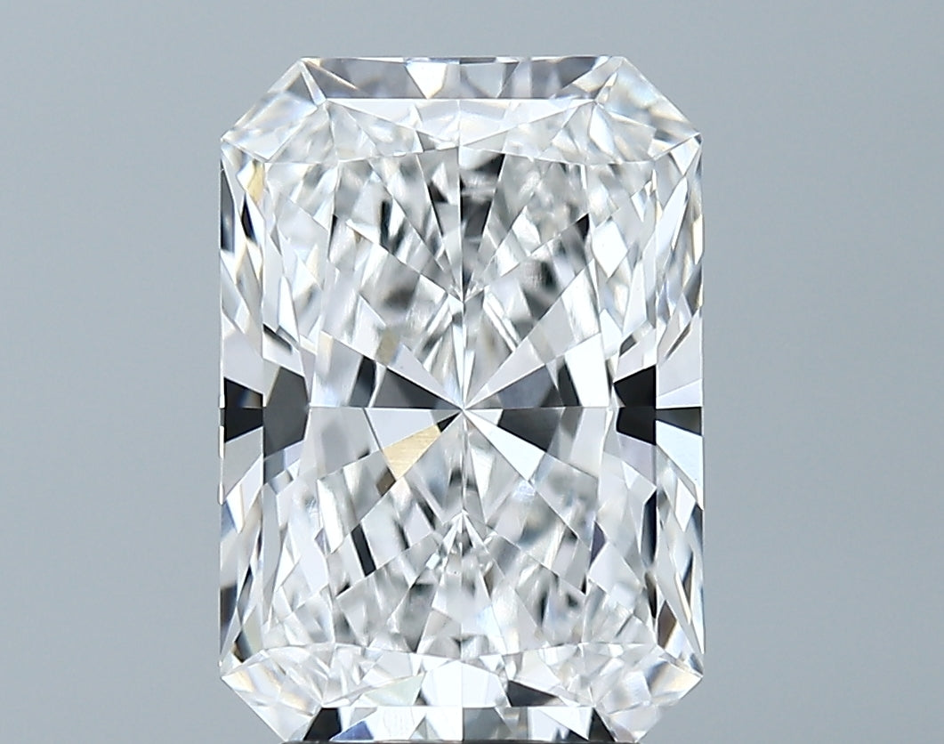 Lab-Grown 3.72 Carat Radiant Cut Diamond color E Clarity VVS2 With GIA Certificate, precious stones, engagement diamonds