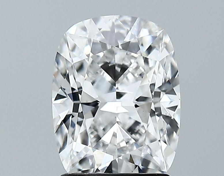 Lab-Grown 1.90 Carat Cushion Brilliant Diamond color E Clarity VVS2 With GIA Certificate, precious stones, engagement diamonds