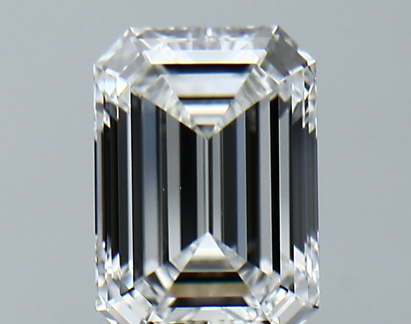Lab-Grown 2.63 Carat Emerald Cut Diamond color E Clarity VVS2, precious stones, engagement diamonds