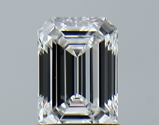 Lab-Grown 1.02 Carat Emerald Cut Diamond color E Clarity VVS1, precious stones, engagement diamonds