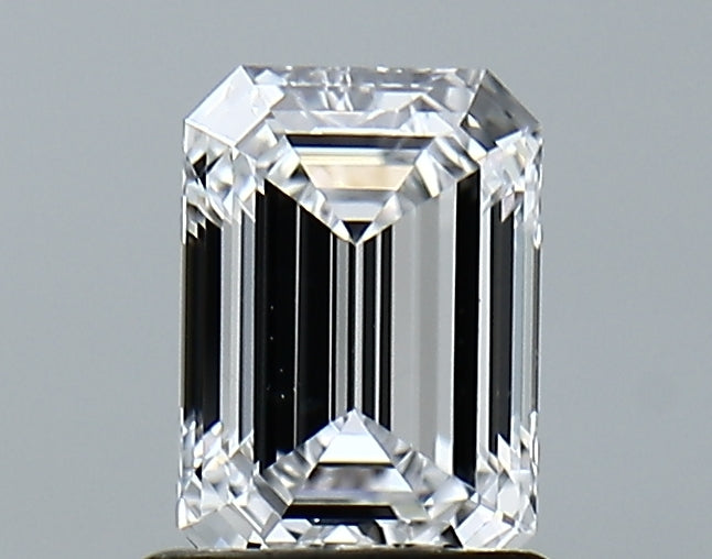 Lab-Grown 1.05 Carat Emerald Cut Diamond color D Clarity VVS2, precious stones, engagement diamonds