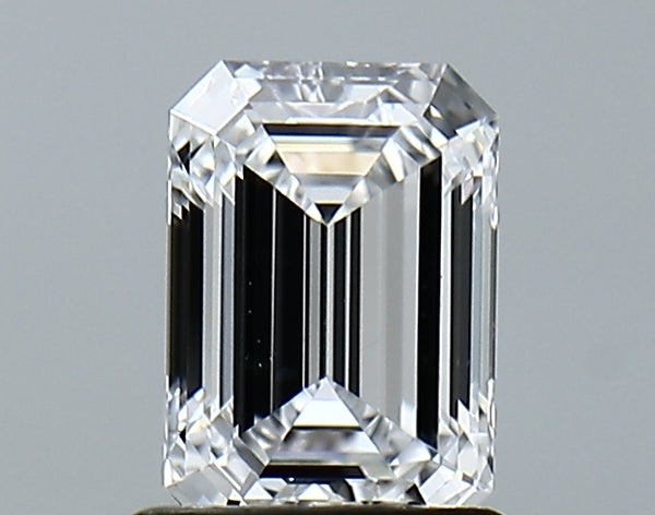Lab-Grown 1.05 Carat Emerald Cut Diamond color D Clarity VVS2, precious stones, engagement diamonds