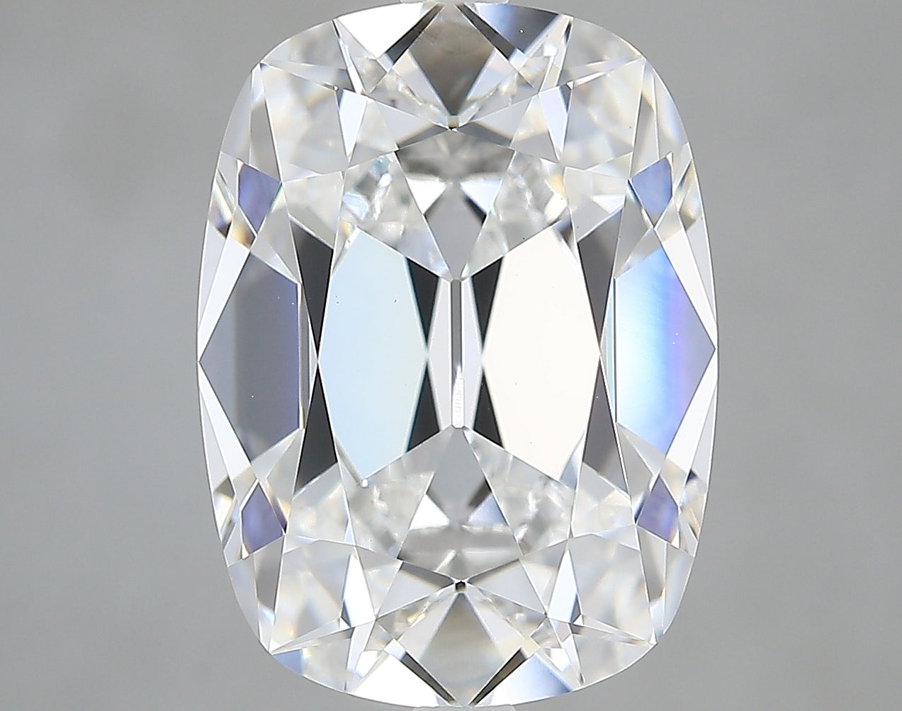 Lab-Grown 5.60 Carat Antique Cushion Cut Diamond color E Clarity VS1 With GIA Certificate, precious stones, engagement diamonds