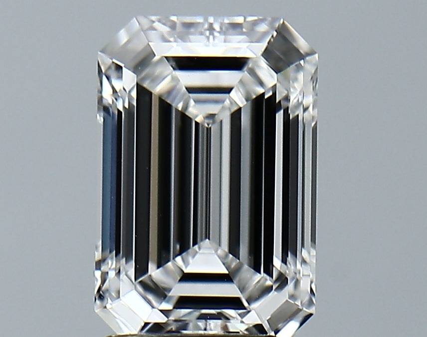 Lab-Grown 2.59 Carat Emerald Cut Diamond color E Clarity VVS2 With GIA Certificate, precious stones, engagement diamonds