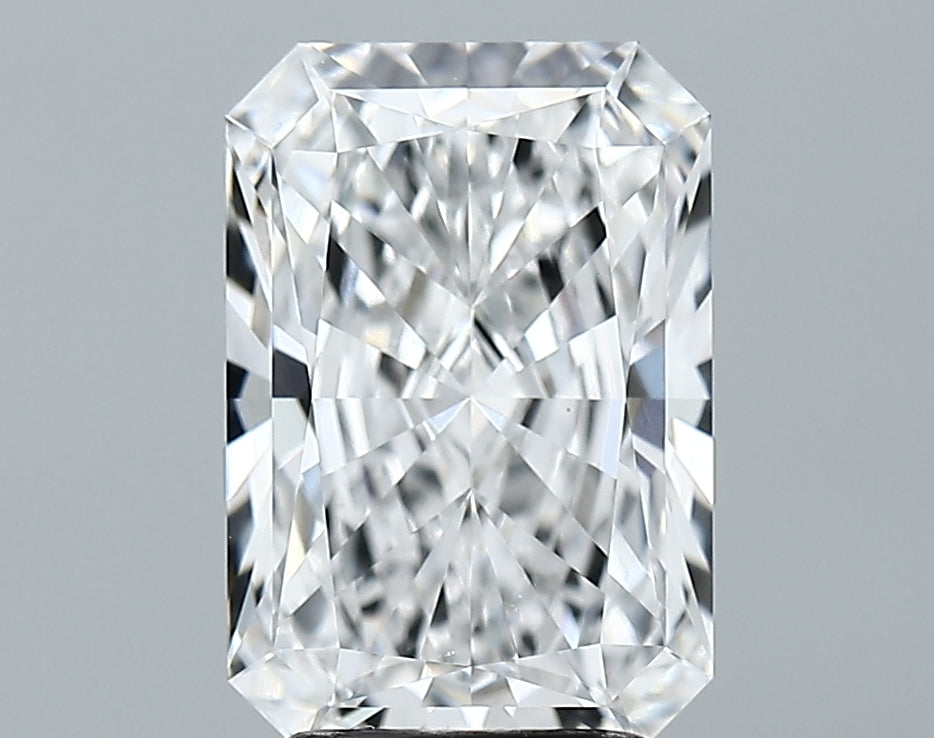 Lab-Grown 3.18 Carat Radiant Cut Diamond color E Clarity VVS2 With GIA Certificate, precious stones, engagement diamonds