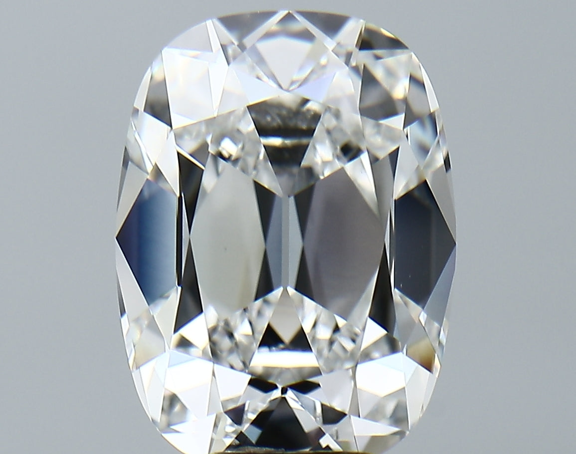 Lab-Grown 7.28 Carat Antique Cushion Cut Diamond color E Clarity VVS2, precious stones, engagement diamonds