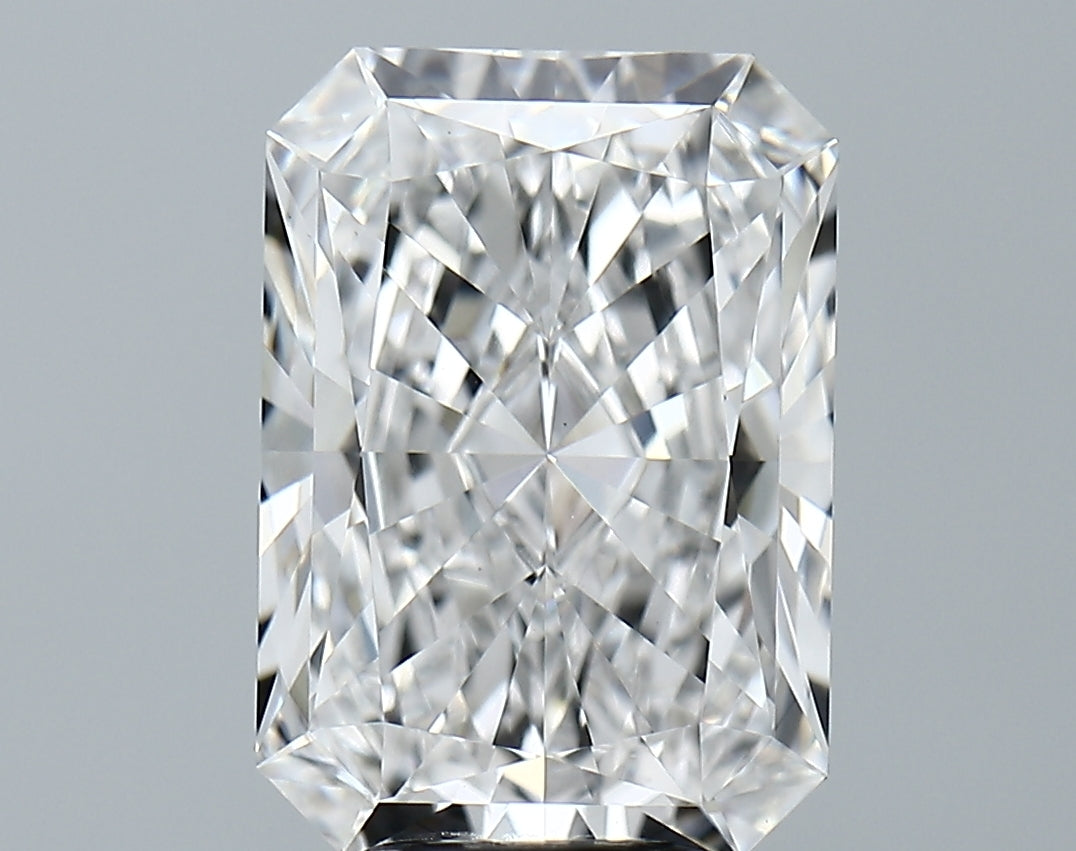 Lab-Grown 5.03 Carat Radiant Cut Diamond color E Clarity VS1, precious stones, engagement diamonds