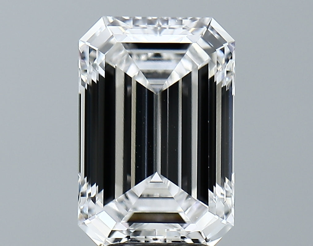 Lab-Grown 3.85 Carat Emerald Cut Diamond color E Clarity VVS2 With GIA Certificate, precious stones, engagement diamonds