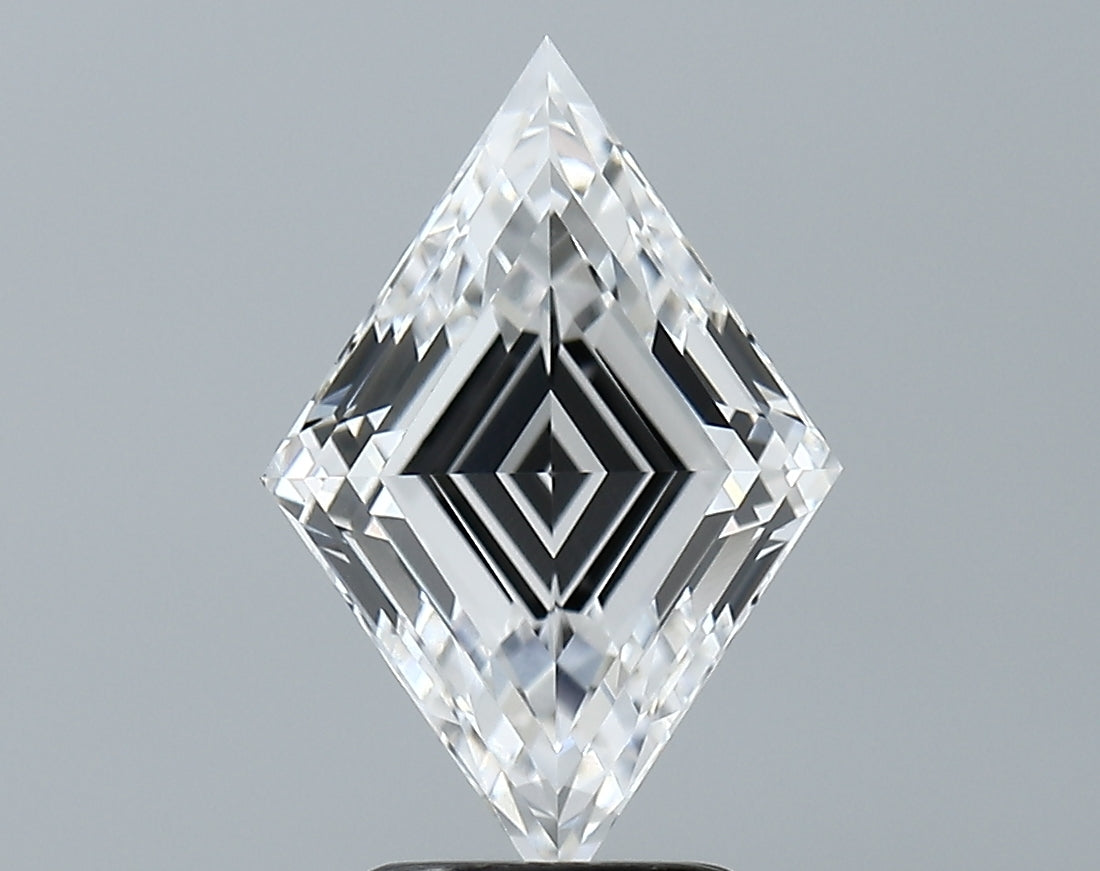 Lab-Grown 2.72 Carat Lozenge Step Cut Diamond color D Clarity VVS1 With GIA Certificate, precious stones, engagement diamonds