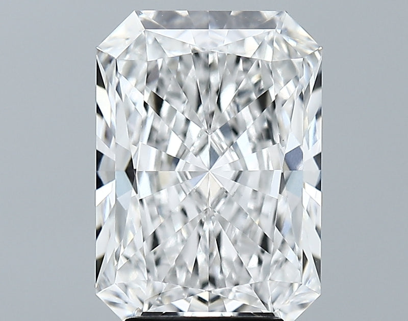 Lab-Grown 4.12 Carat Radiant Cut Diamond color E Clarity VVS2 With GIA Certificate, precious stones, engagement diamonds