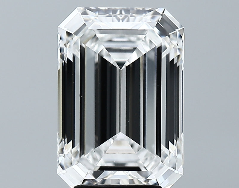 Lab-Grown 4.78 Carat Emerald Cut Diamond color E Clarity VS2 With GIA Certificate, precious stones, engagement diamonds