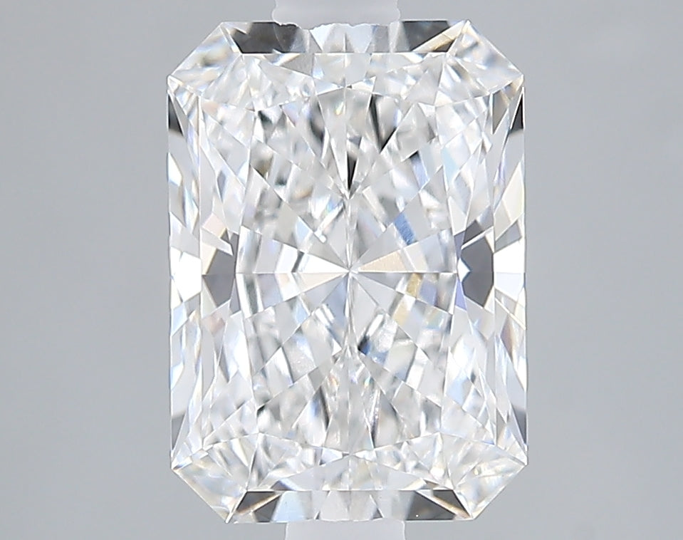Lab-Grown 2.36 Carat Radiant Cut Diamond color E Clarity VVS2 With GIA Certificate, precious stones, engagement diamonds