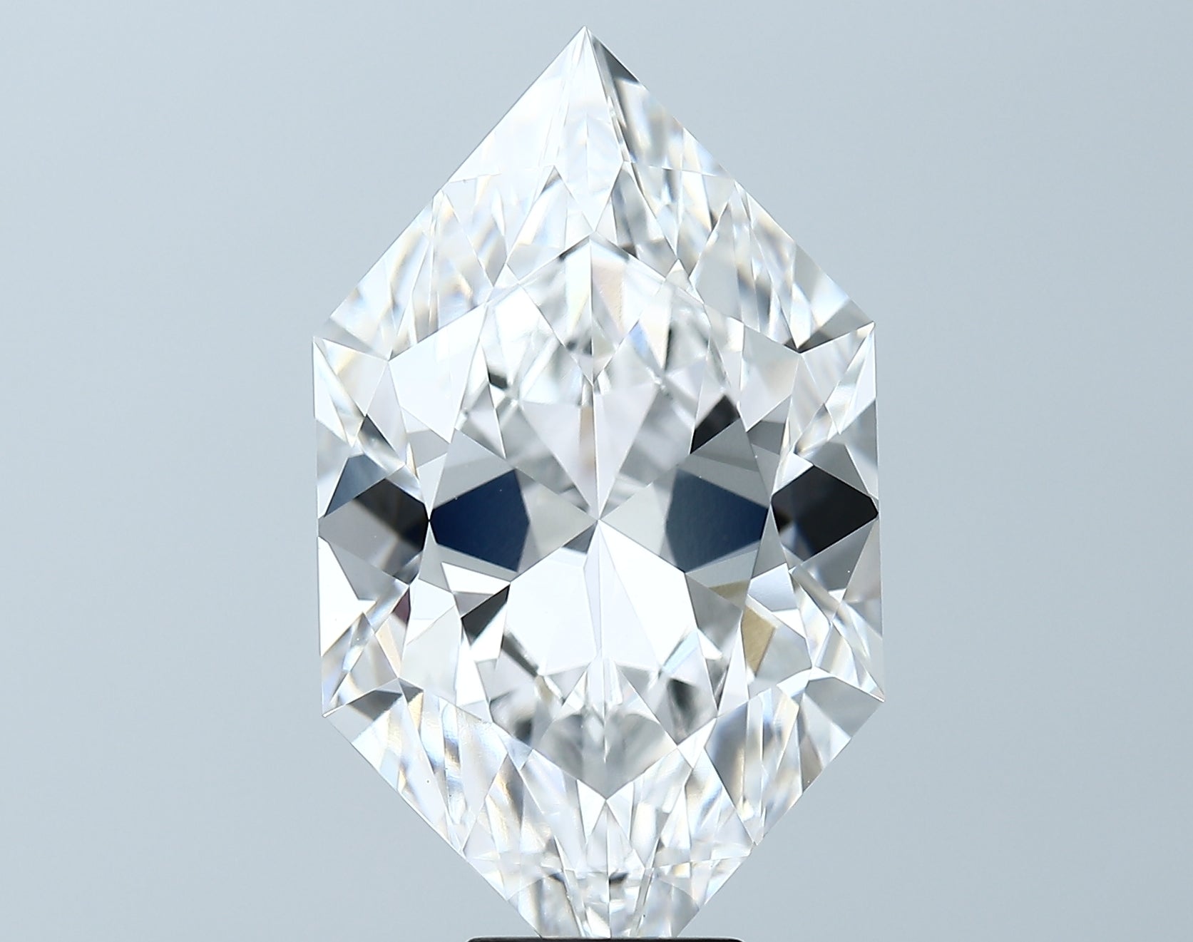 Lab-Grown 9.25 Carat Antique Marquise Shape Diamond color E Clarity VS1 With GIA Certificate, precious stones, engagement diamonds