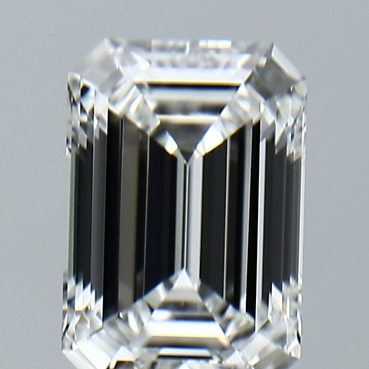 Lab-Grown 3.19 Carat Emerald Cut Diamond color E Clarity VVS2, precious stones, engagement diamonds