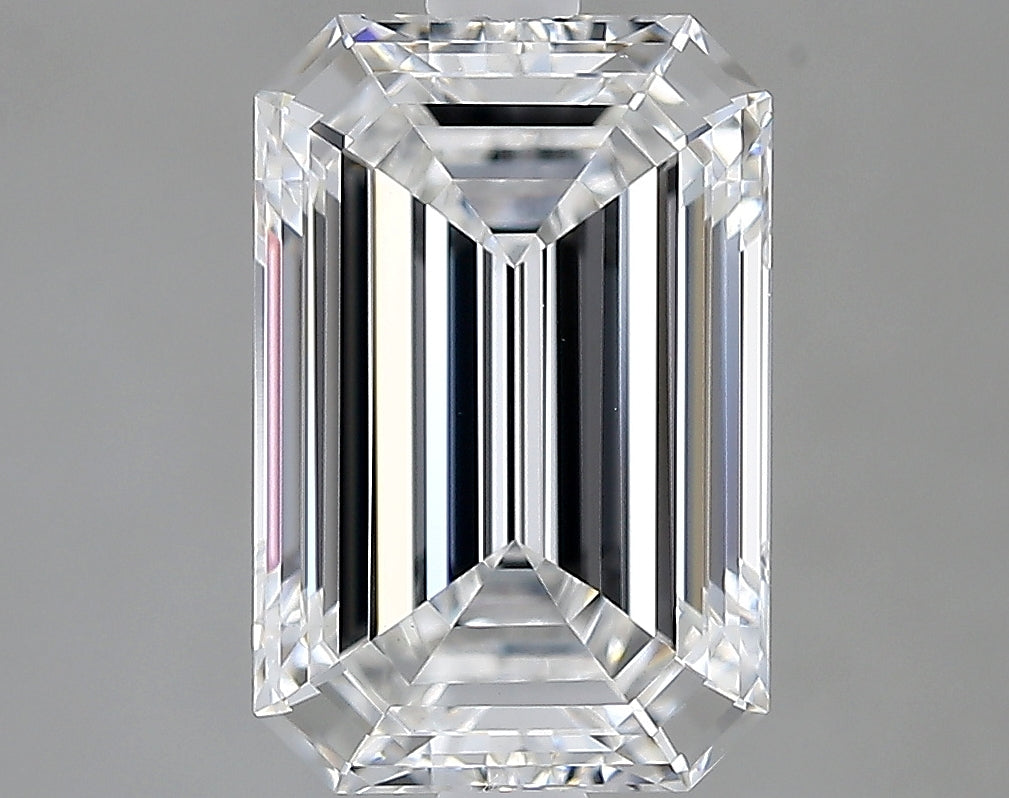 Lab-Grown 2.45 Carat Emerald Cut Diamond color E Clarity VVS2, precious stones, engagement diamonds