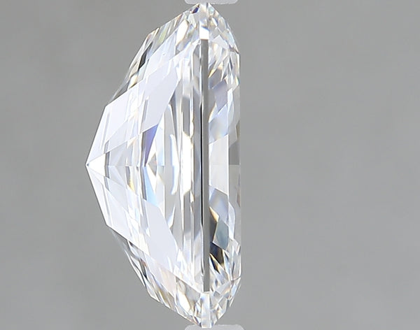 Lab-Grown 3.10 Carat Radiant Cut Diamond color E Clarity VVS2 With GIA Certificate, precious stones, engagement diamonds