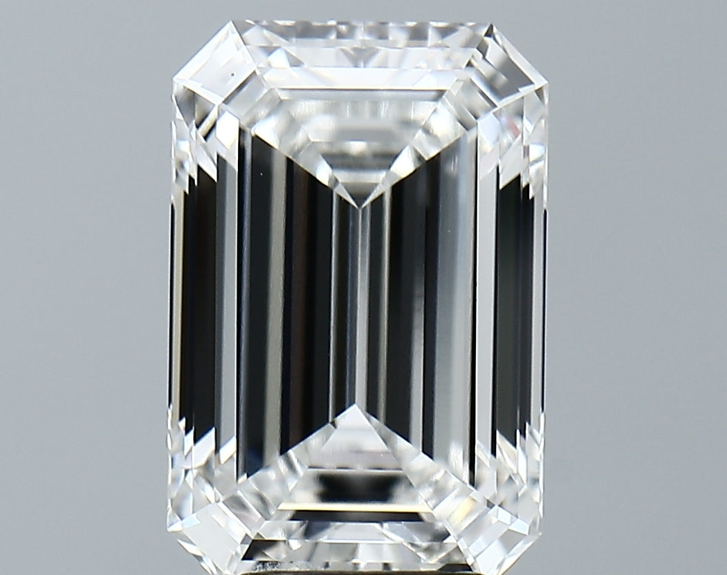 Lab-Grown 5.01 Carat Emerald Cut Diamond color E Clarity VVS2, precious stones, engagement diamonds