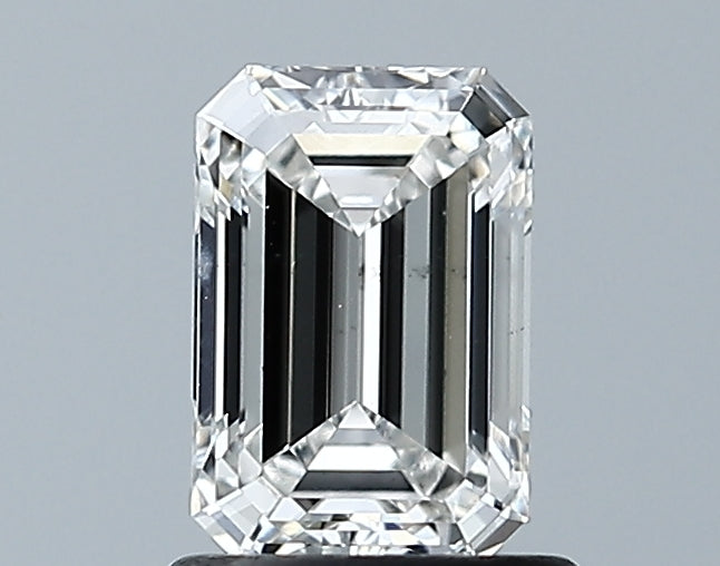 Lab-Grown 0.90 Carat Emerald Cut Diamond color F Clarity VS2, precious stones, engagement diamonds