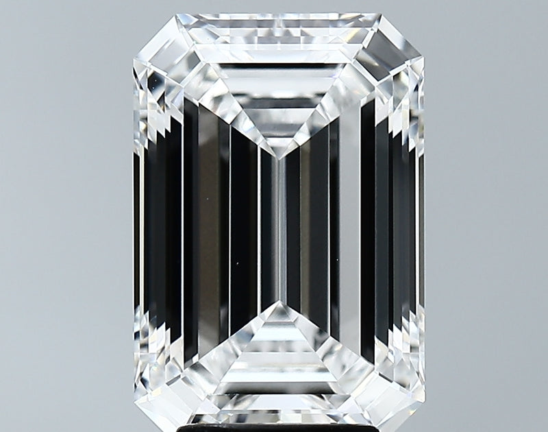 Lab-Grown 4.74 Carat Emerald Cut Diamond color E Clarity VVS2 With GIA Certificate, precious stones, engagement diamonds