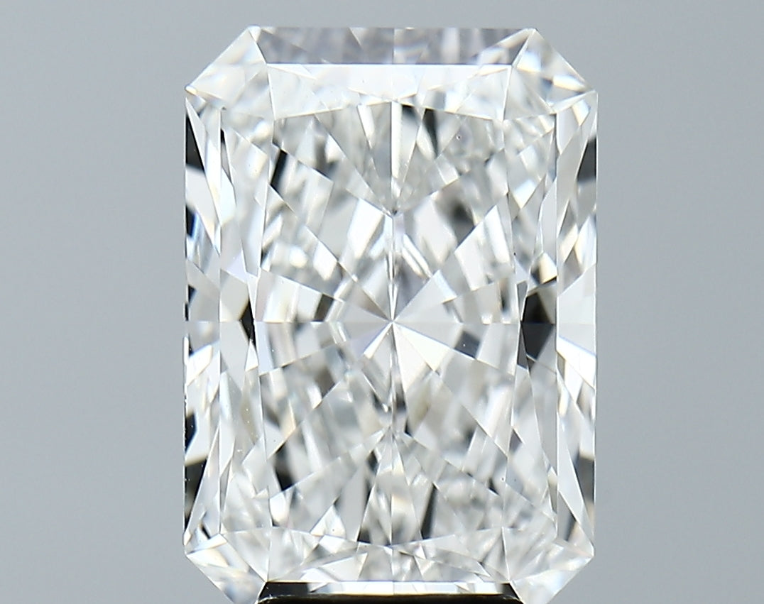 Lab-Grown 5.29 Carat Radiant Cut Diamond color E Clarity VVS2, precious stones, engagement diamonds