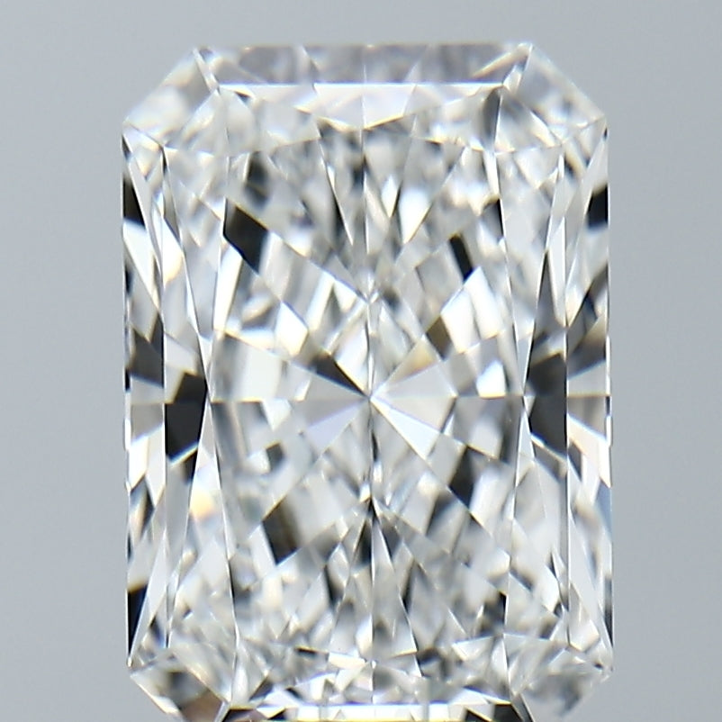 Lab-Grown 4.38 Carat Radiant Cut Diamond color E Clarity VVS2, precious stones, engagement diamonds
