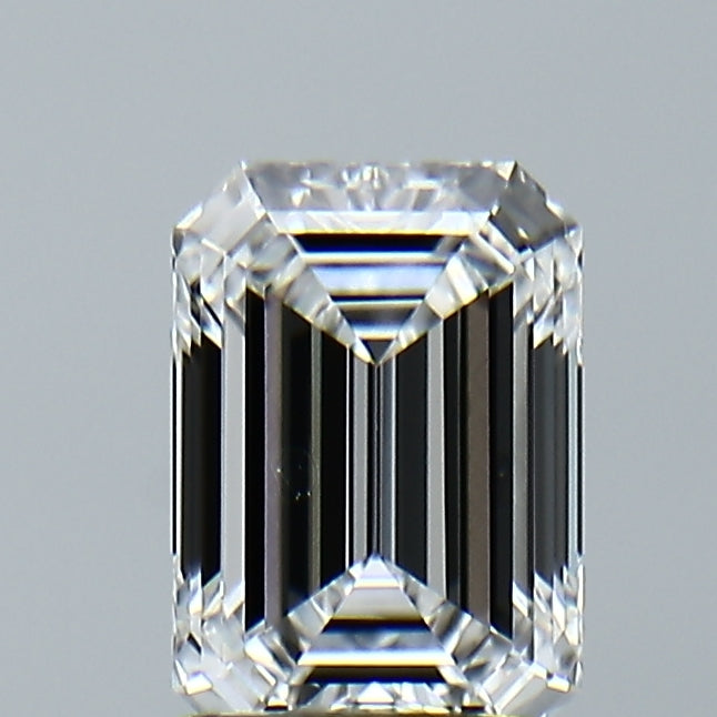 Lab-Grown 1.53 Carat Emerald Cut Diamond color E Clarity VVS2, precious stones, engagement diamonds
