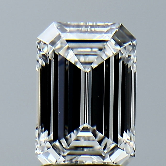 Lab-Grown 2.03 Carat Emerald Cut Diamond color E Clarity VVS2, precious stones, engagement diamonds