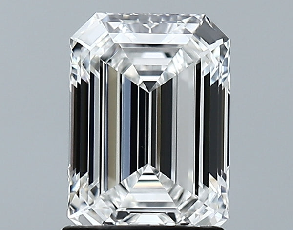 Lab-Grown 1.52 Carat Emerald Cut Diamond color E Clarity VVS2, precious stones, engagement diamonds