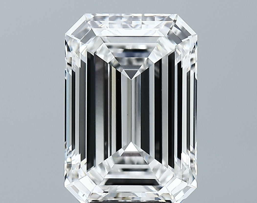 Lab-Grown 4.50 Carat Emerald Cut Diamond color E Clarity VS2 With GIA Certificate, precious stones, engagement diamonds