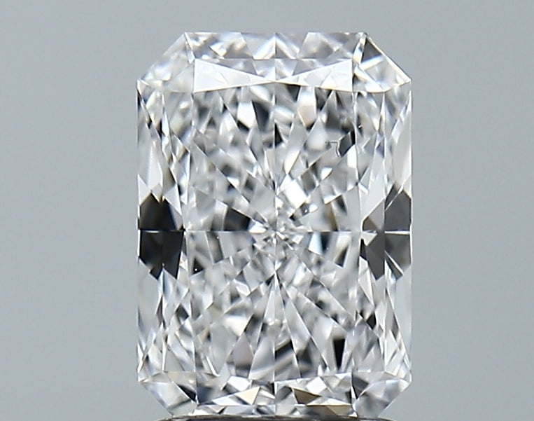Lab-Grown 1.70 Carat Radiant Cut Diamond color D Clarity VS1, precious stones, engagement diamonds