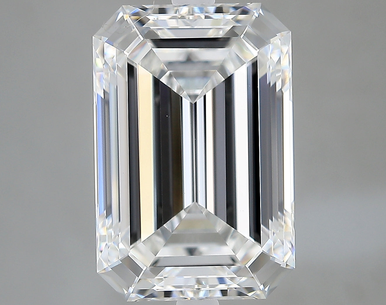 Lab-Grown 5.84 Carat Emerald Cut Diamond color E Clarity VVS2, precious stones, engagement diamonds
