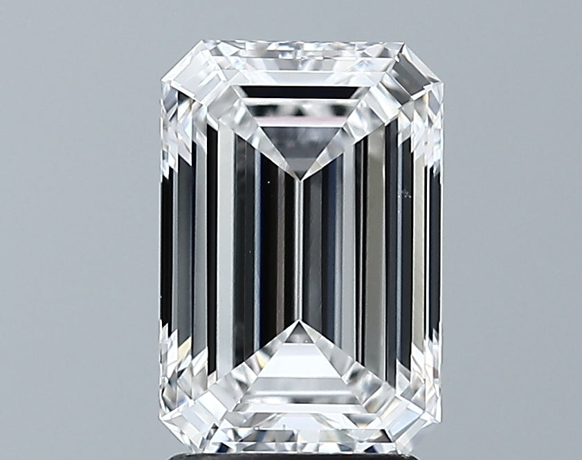 Lab-Grown 2.12 Carat Emerald Cut Diamond color E Clarity VVS2 With GIA Certificate, precious stones, engagement diamonds